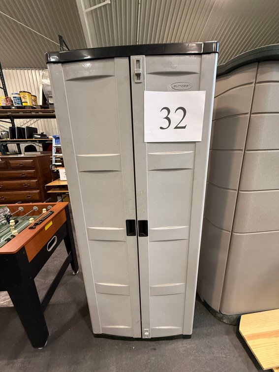 APPROX 6'X2.5' SUNCASET 2 DOOR CABINET WITH 4 SHELVES