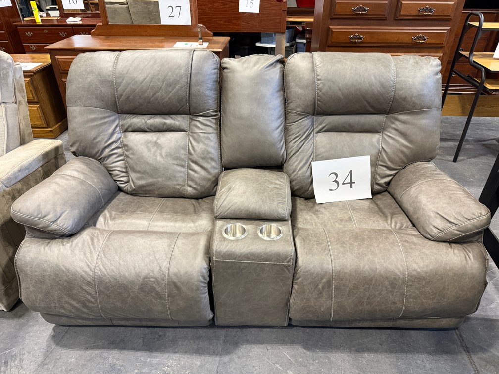 APPROX 75" DOUBLE AUTO RECLINER FREE MOTION SOFA