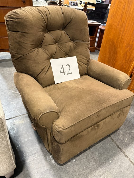 RECLINER UPHOLSTERED BROWN