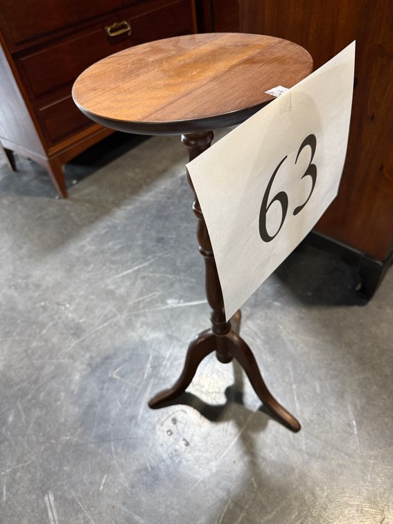 APPROX 30" PEDESTAL ROUND WALNUT FERN STAND