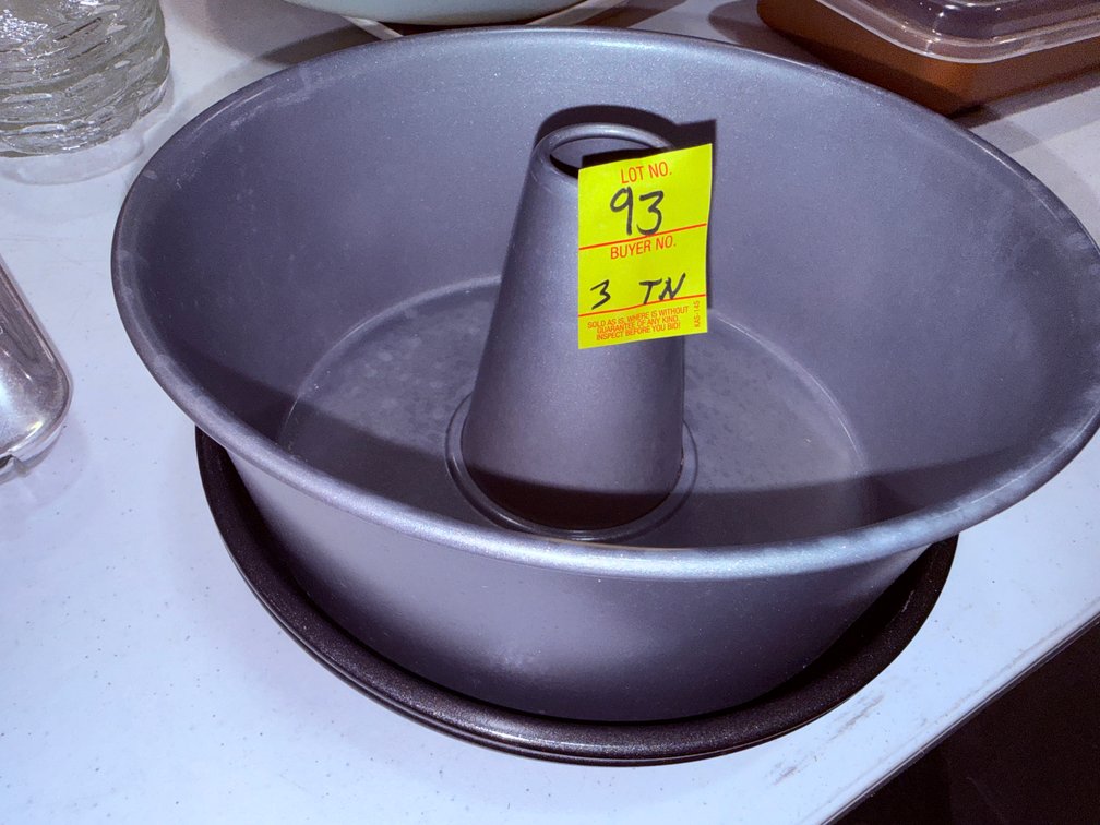 2 CAKE PANS AND BUNDT PANS