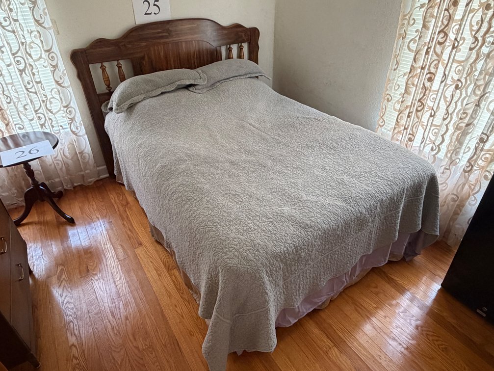 FULL SIZE BED; MATTRESS AND BOX SPRINGS