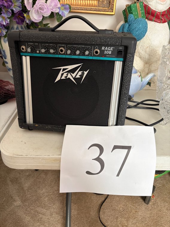 PEAVEY RAGE 108 SOLID STATE GUITAR AMPLIFIER