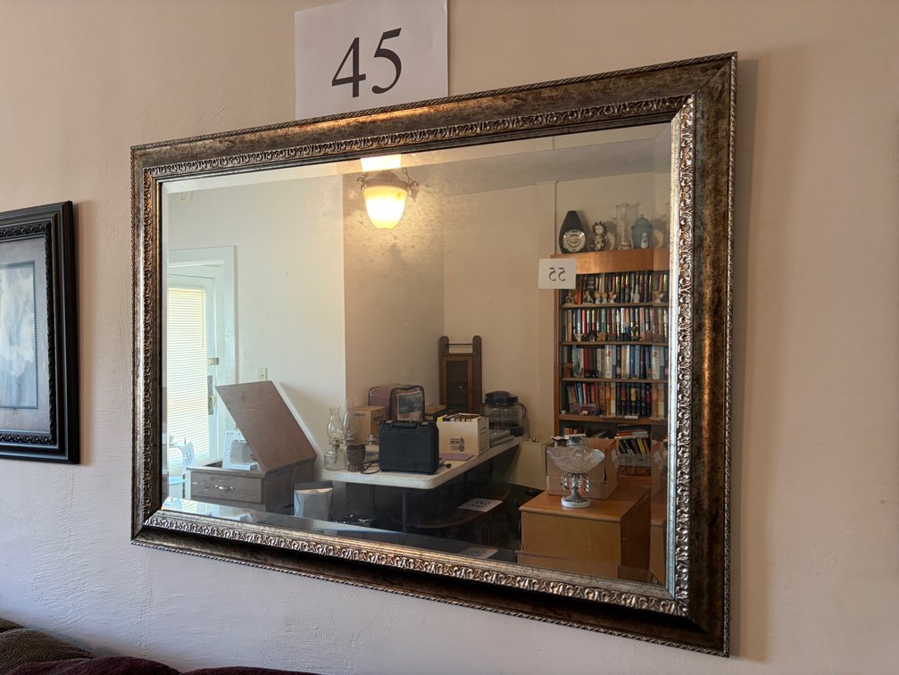41"X29" SILVER WALL MIRROR