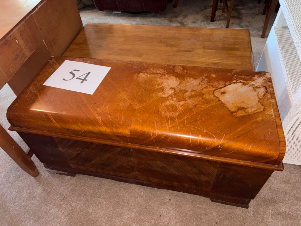 456" VENEER CHEST--NEEDS SOME TLC