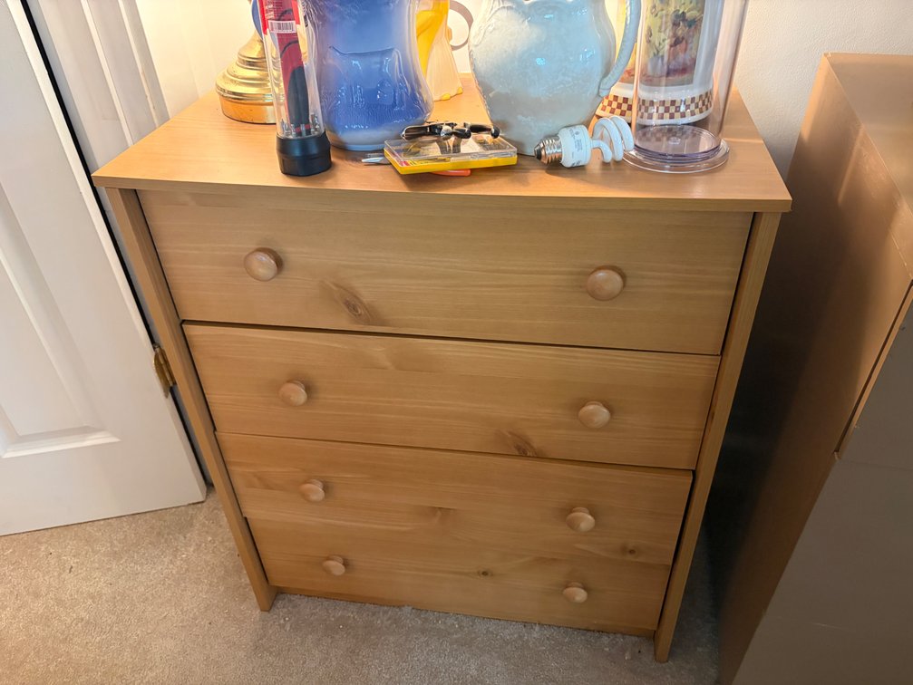 4 DRAWER DRESSER
