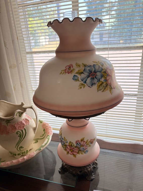 VINTAGE FLORAL PINK HURRICANE LAMP