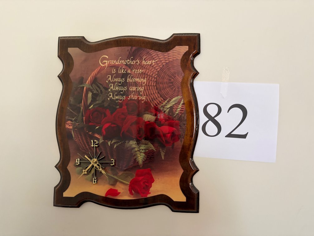 DECOUPAGE CLOCK