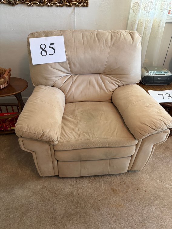 GOOD SITTING RECLINER