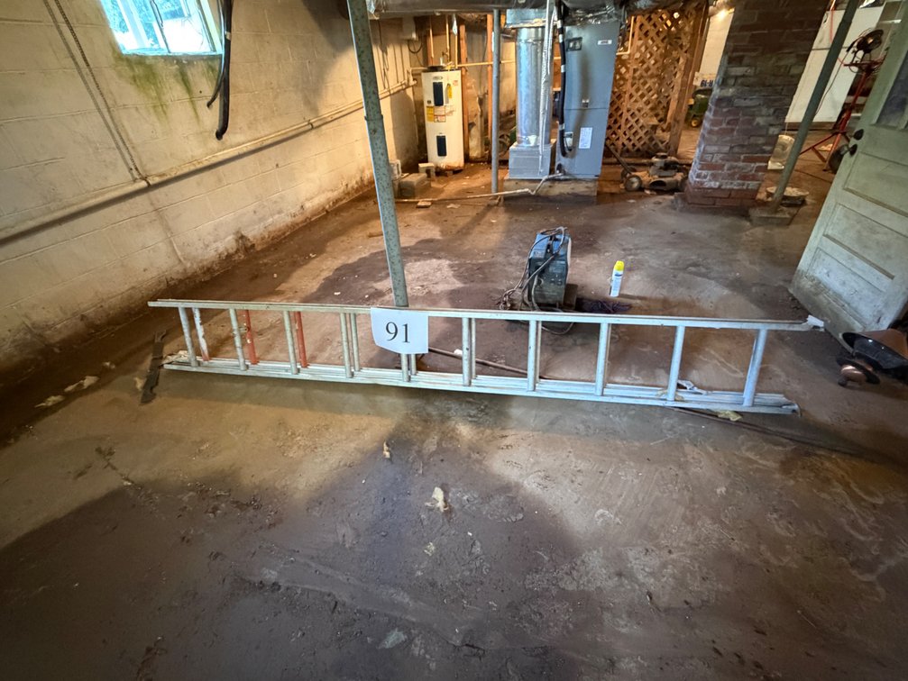 20' ALUMINUM EXTENSION LADDER