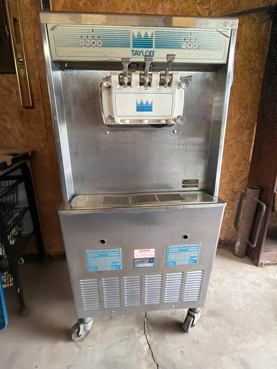 The taylor company 2 compressor ice cream machine