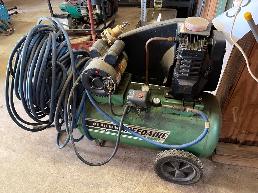 Speedaire made in USA 20 gal air compressor