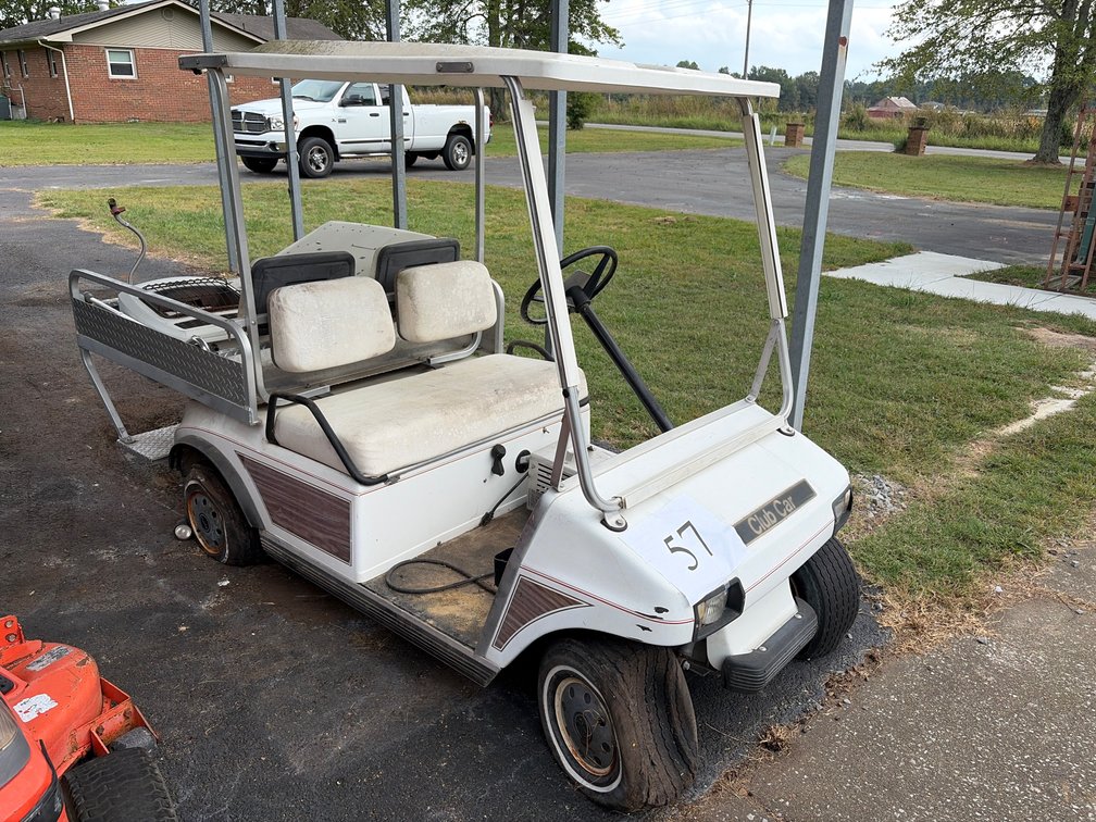 Club car golf cart.
