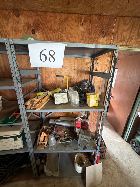 Shelf and contents deal 6’3” shelf