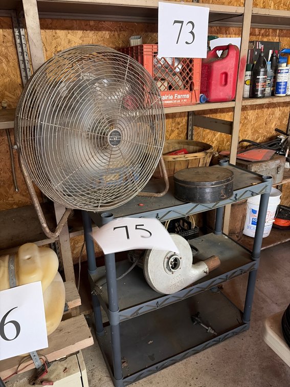 Fan; plastic shelf; electric blower.