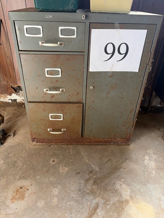 File/safe cabinet