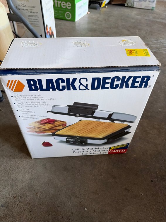 Black & decker grill & waffle baker