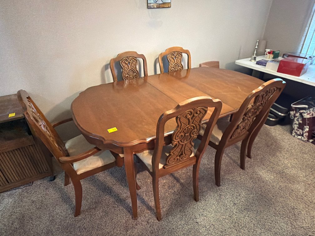 Drexel furniture cavelo cherry dining table