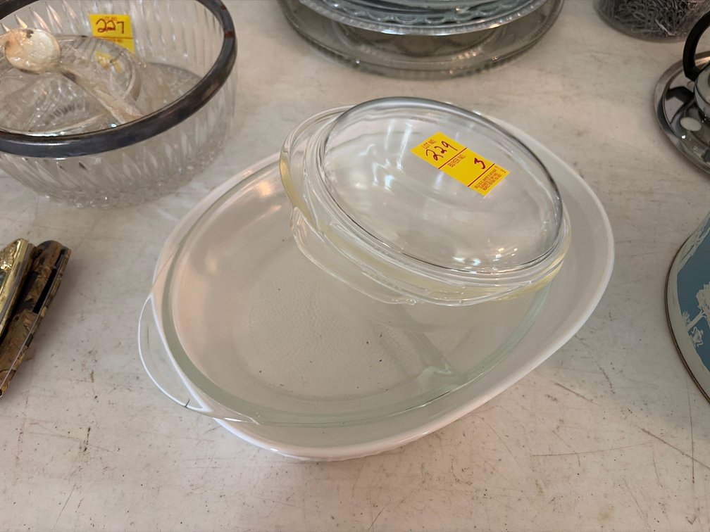 Fire king bowl with lid; made in usa dish divider.