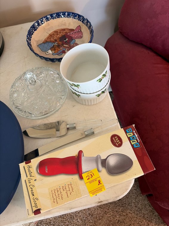 Heated ice cream scoop; steel ware; 2 bowls