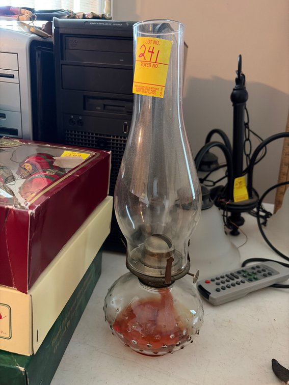 Hobnail oil lamp
