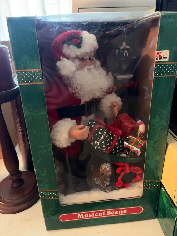Holiday treasures musical scene