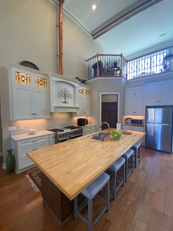 Image for Living Estate Auction-2108 Spindletop Drive, Murray, KY