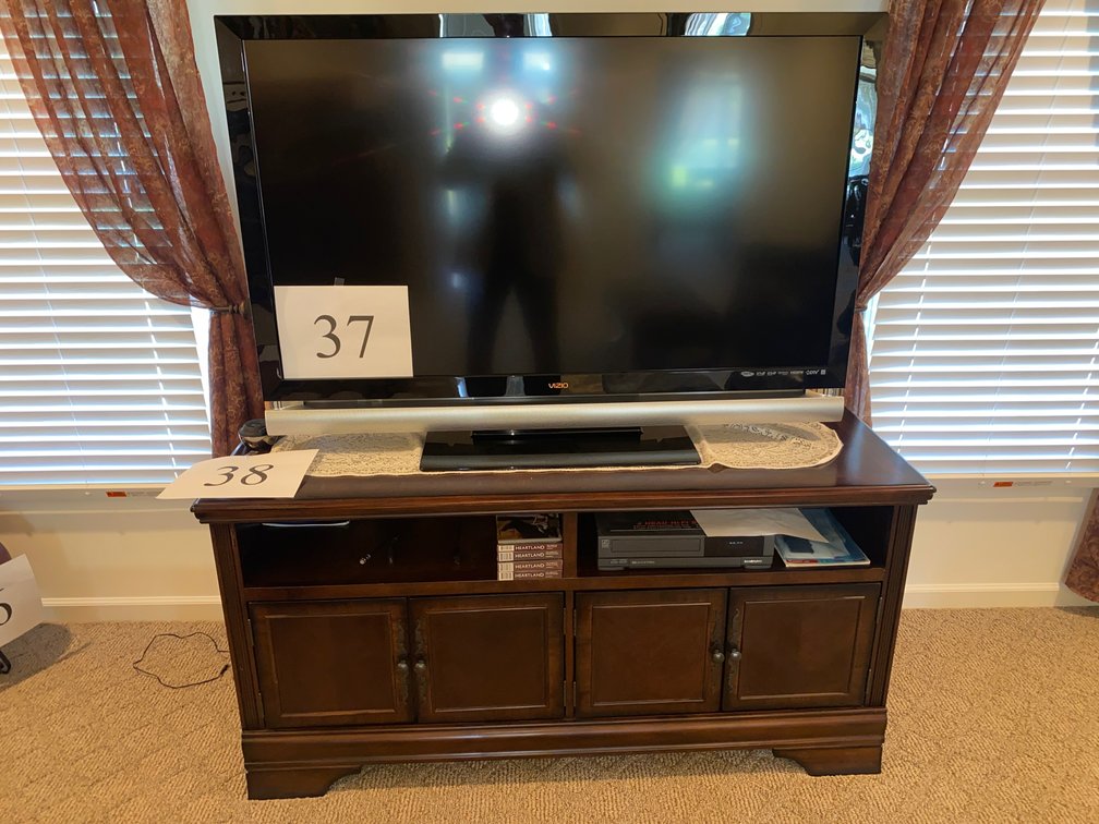 APPROXIMATELY 55" VIZIO FLAT SCREEN TV