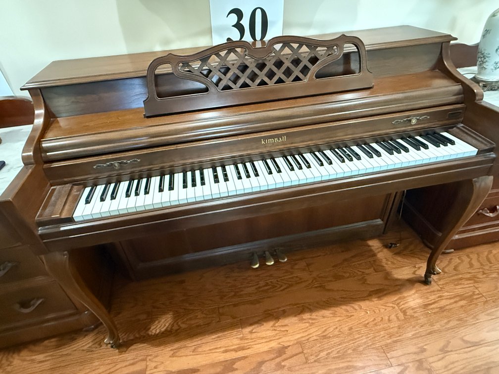 KIMBALL SPINET PIANO EXCELLENT 
