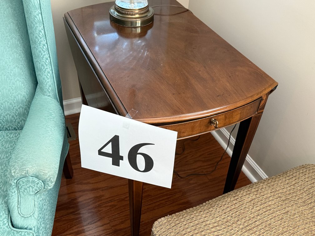 1 DRAWER DROP LEAF SIDE TABLE 