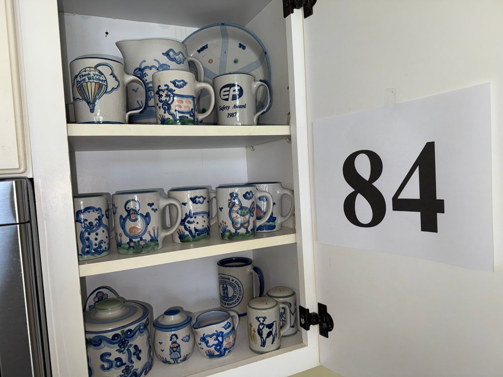 +/- 16 PCS LOUISVILLE STONEWARE ETC.