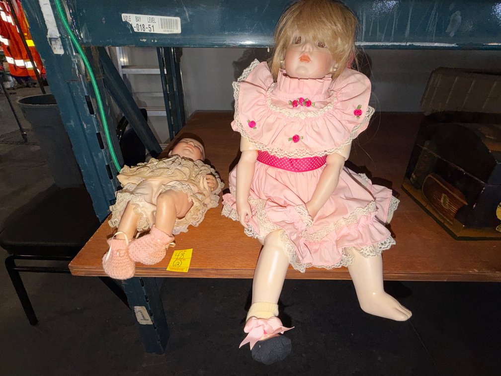 2 BABY DOLLS