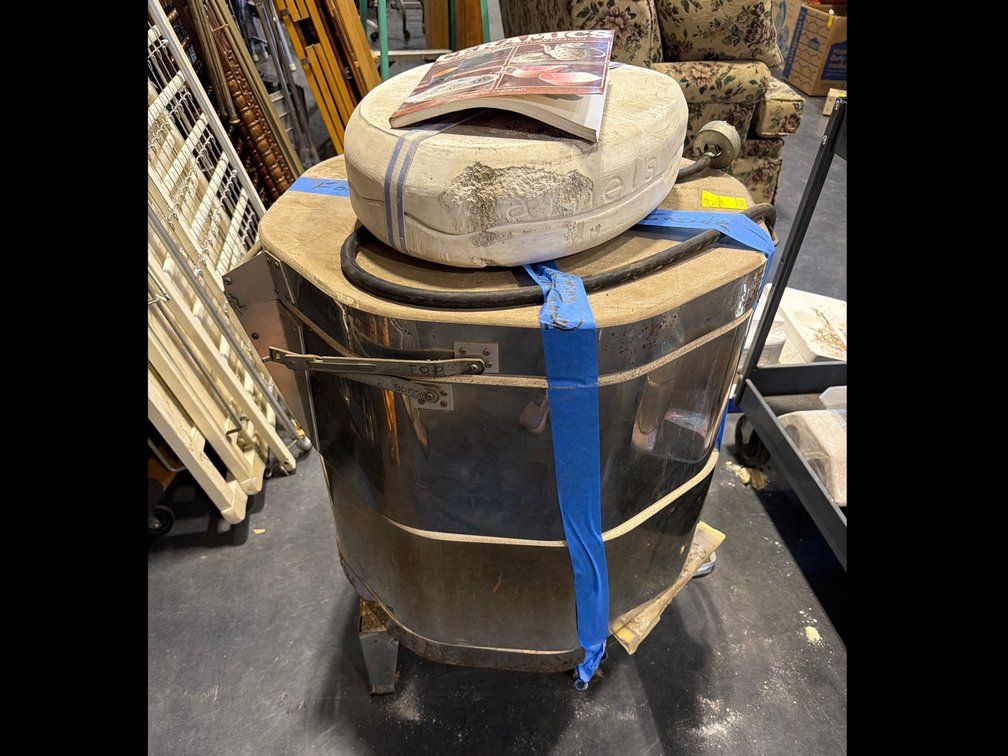 SKUTT ELECTRIC KILN