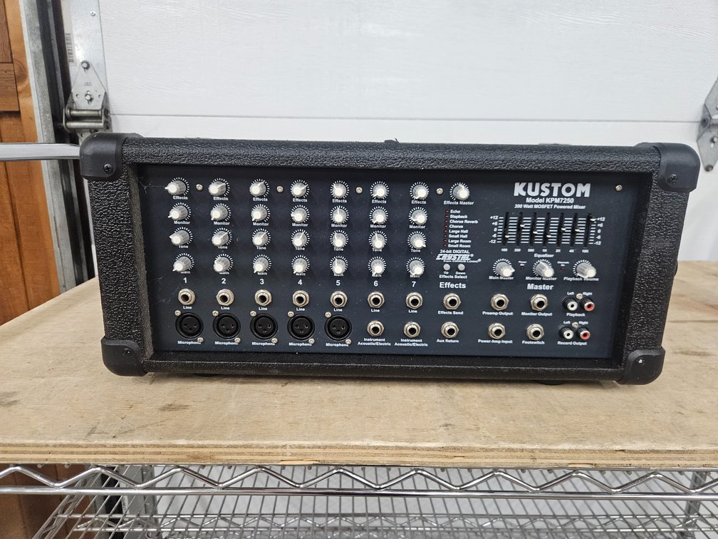 Kustom 200W Power Mixer