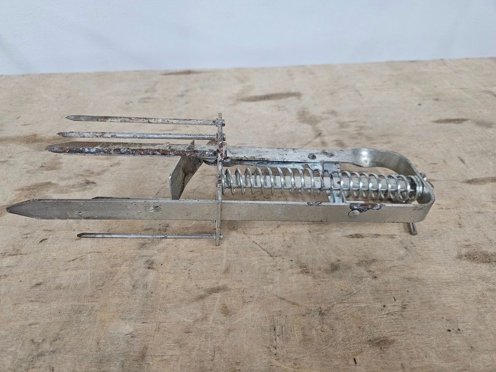 Victor Mole Trap