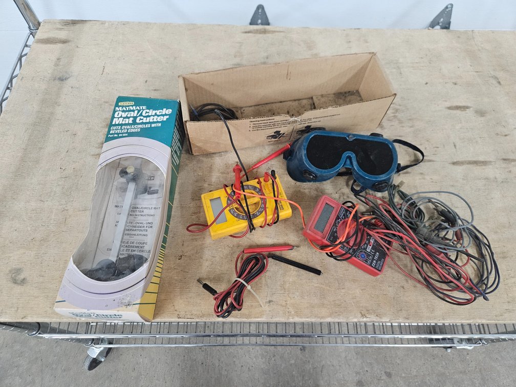 2 Digital Multimeters & Oval/Circle Mat Cutter