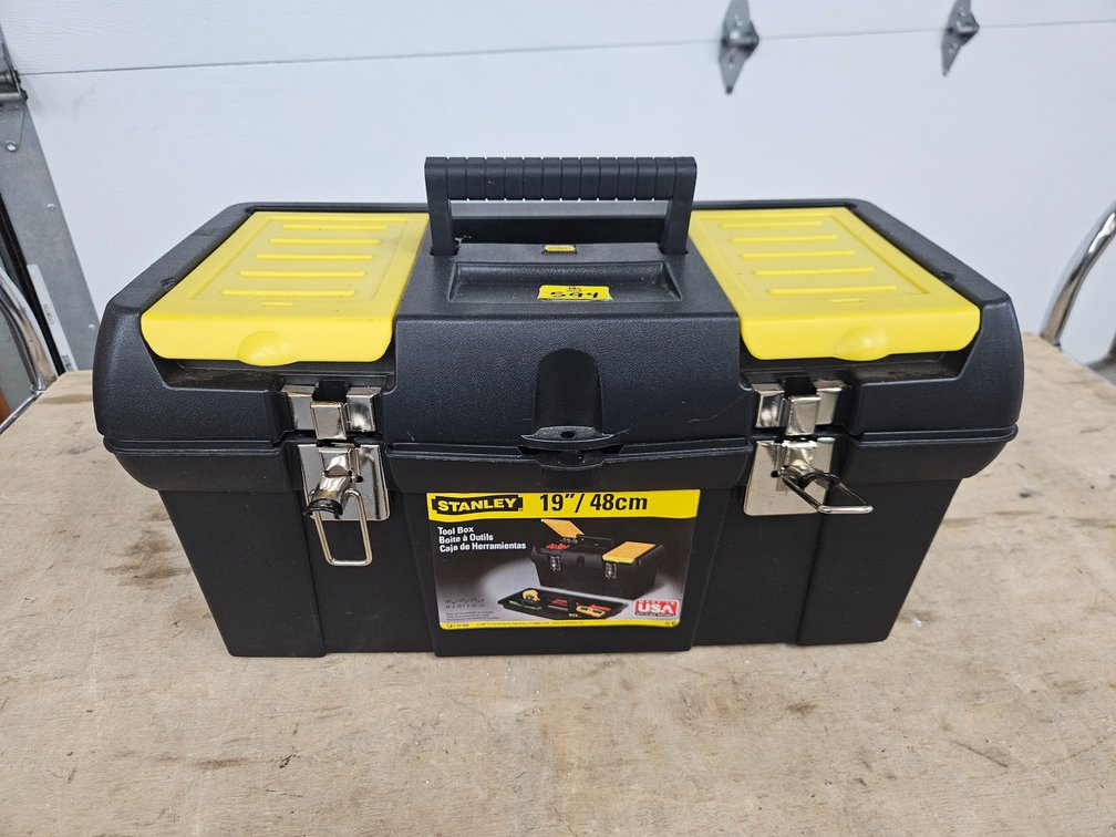 Stanley 19" Tool Box