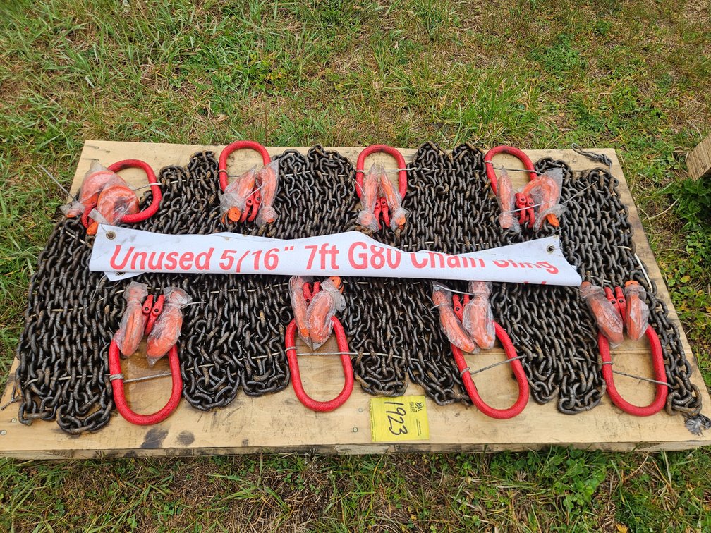 Unused 5/16" 7' G80 Chain Sling Double
