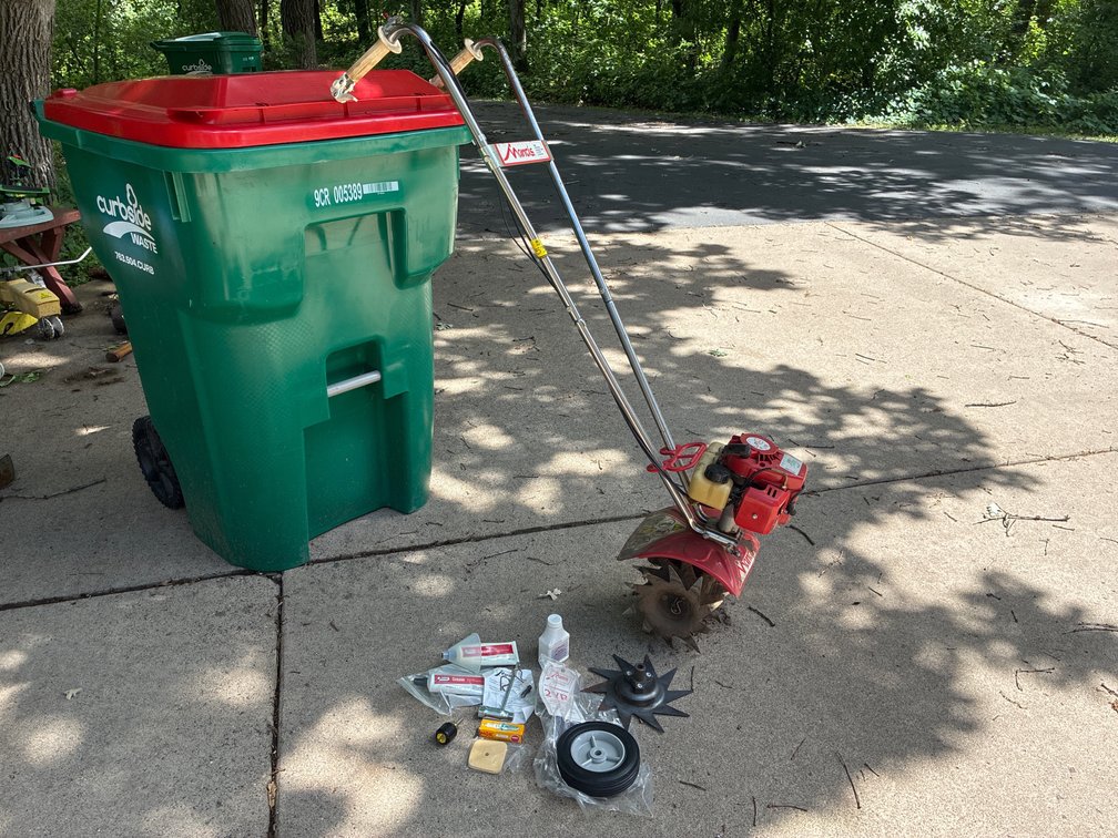 Mantis mini tiller