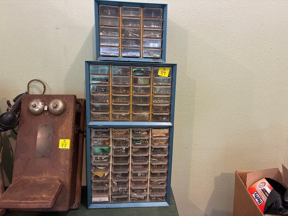 3 Organizers with contents