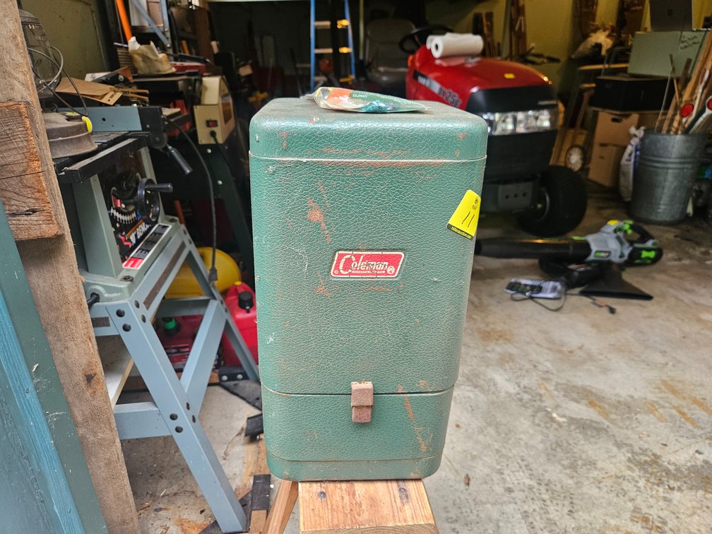 Coleman 220 Series double mantle lantern