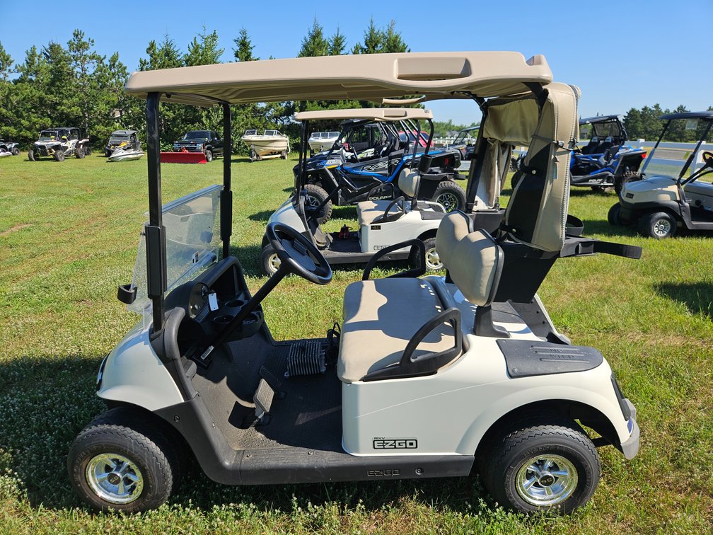 2010 EZ-GO RXV SN# 5105192