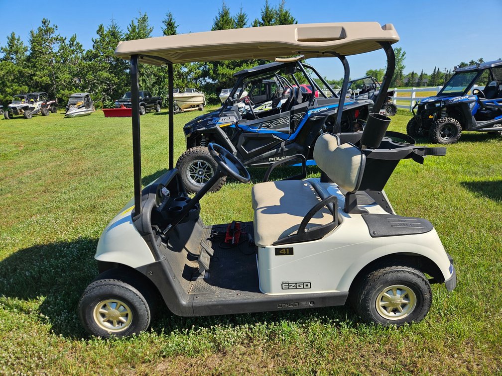 2009 EZ-GO RXV SN# 505383