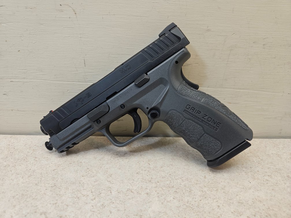 Springfield Armory XD-9 Mod.2 4.0 SN-GM727389 9mm Permit Required!!