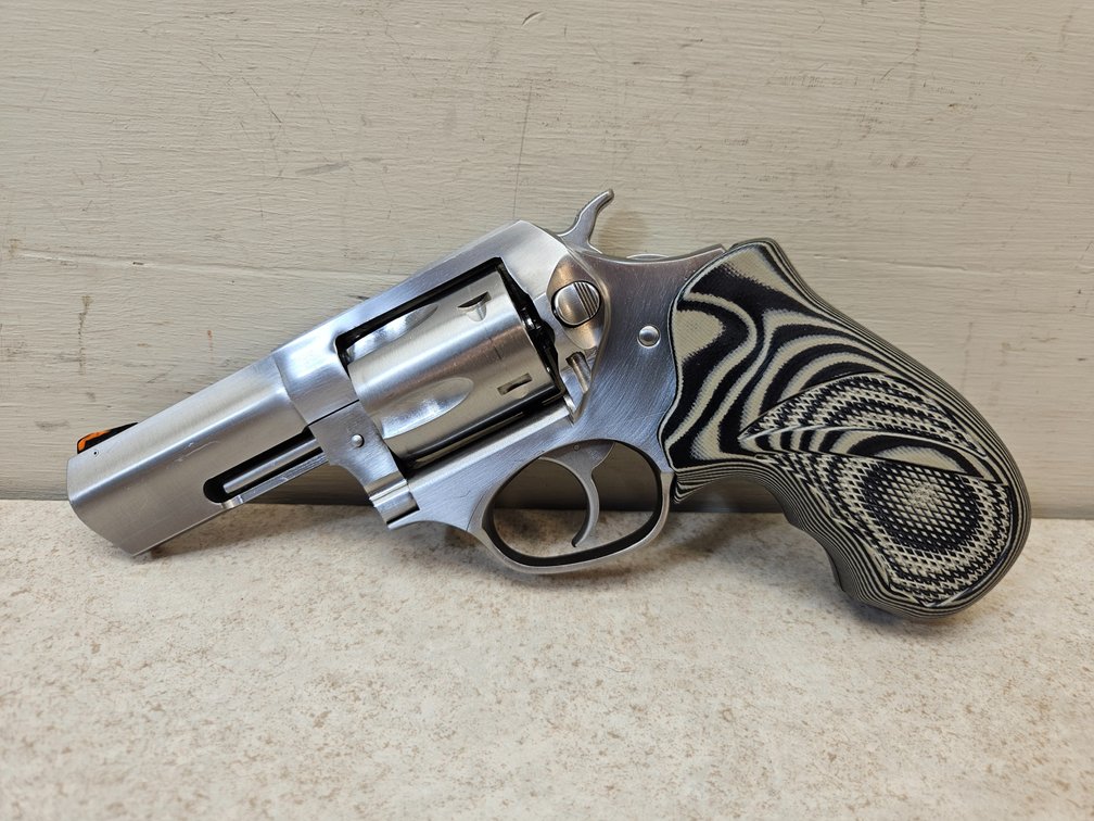 Ruger SP 101 SN# 576-68676 .357 Mag Permit Required!