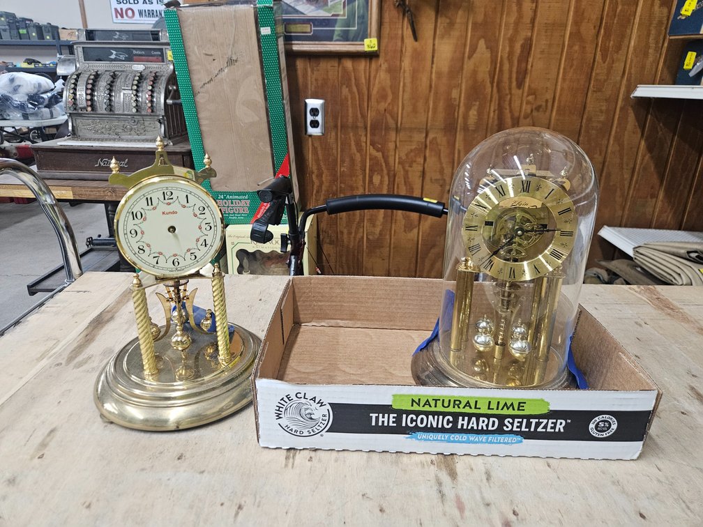 2 Anniversary clocks
