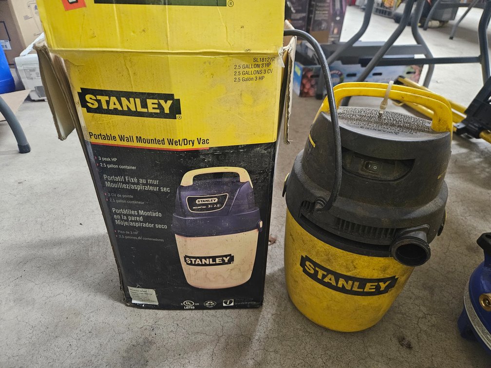 Stanley wet/dry vac