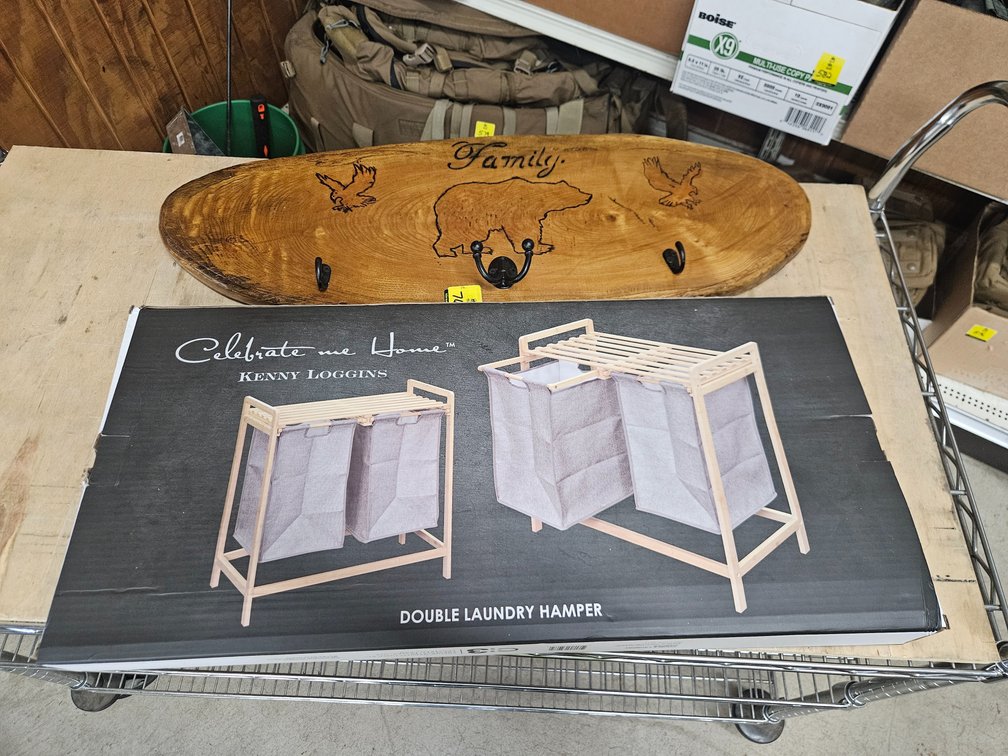 Double laundry hamper, wooden coat rack