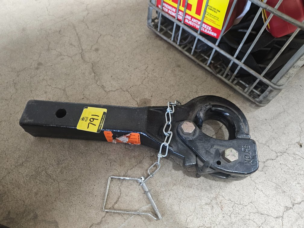 Pintle hitch