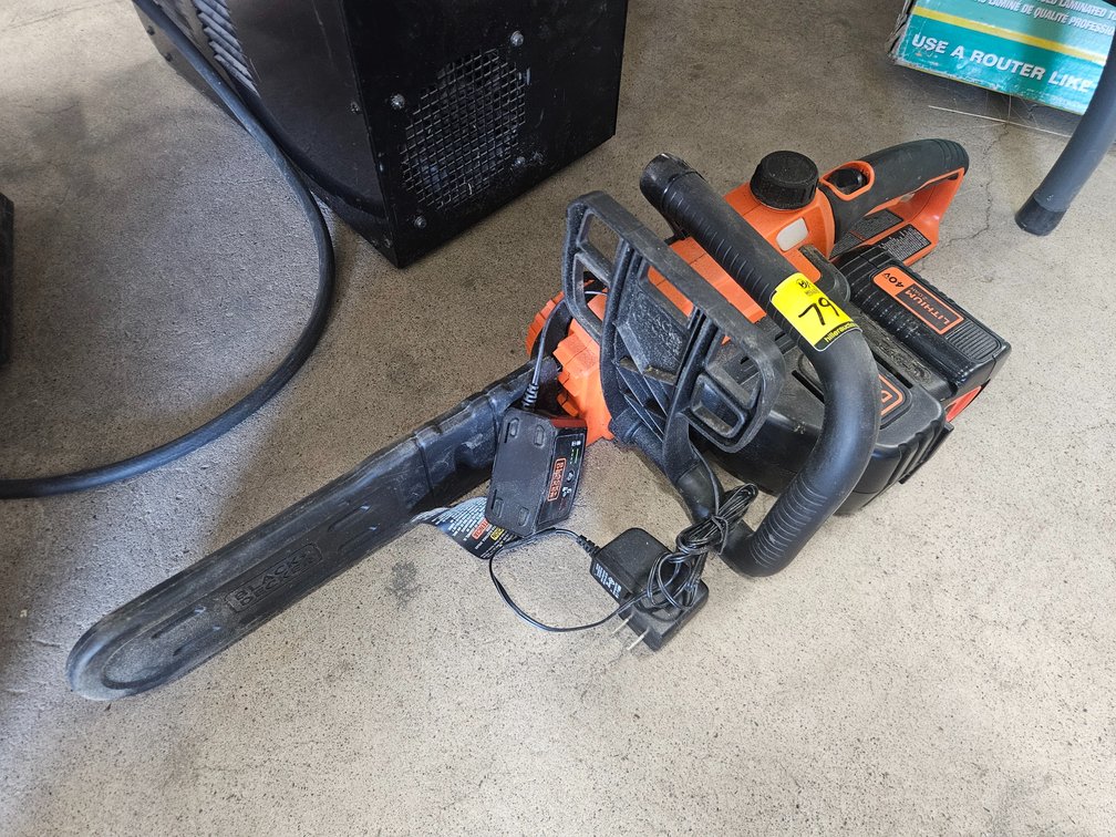 Black & Decker chainsaw